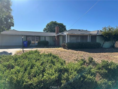 13561 4th St, Yucaipa, CA, 92399-5392 | Card Image
