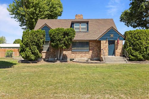 6007 W Court St, Pasco, WA, 99301-2001 | Card Image