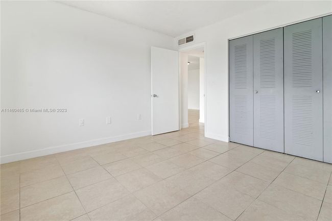 303 - 8200 Sw 210th St, Condo with 1 bedrooms, 1 bathrooms and null parking in Cutler Bay FL | Image 13