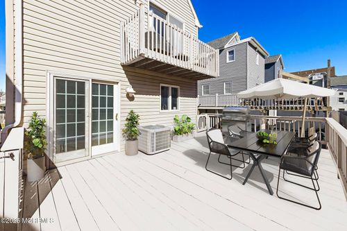 18 Surf St, Sea Bright, NJ, 07760-2231 | Card Image