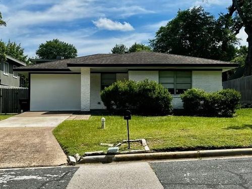 1409 20th St, Huntsville, TX, 77340-5047 | Card Image