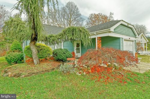 103 Buckingham Dr, Southampton, NJ, 08088-1247 | Card Image