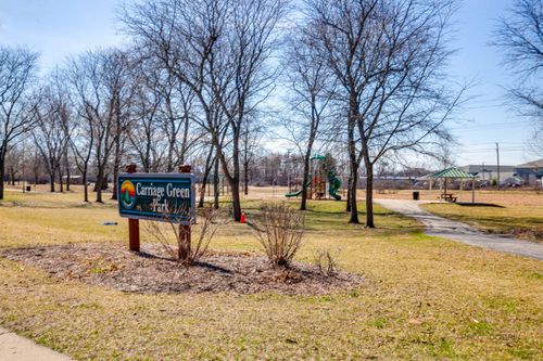 --632 Grosse Pointe Cir, Vernon Hills, IL, 60061-3411 | Card Image