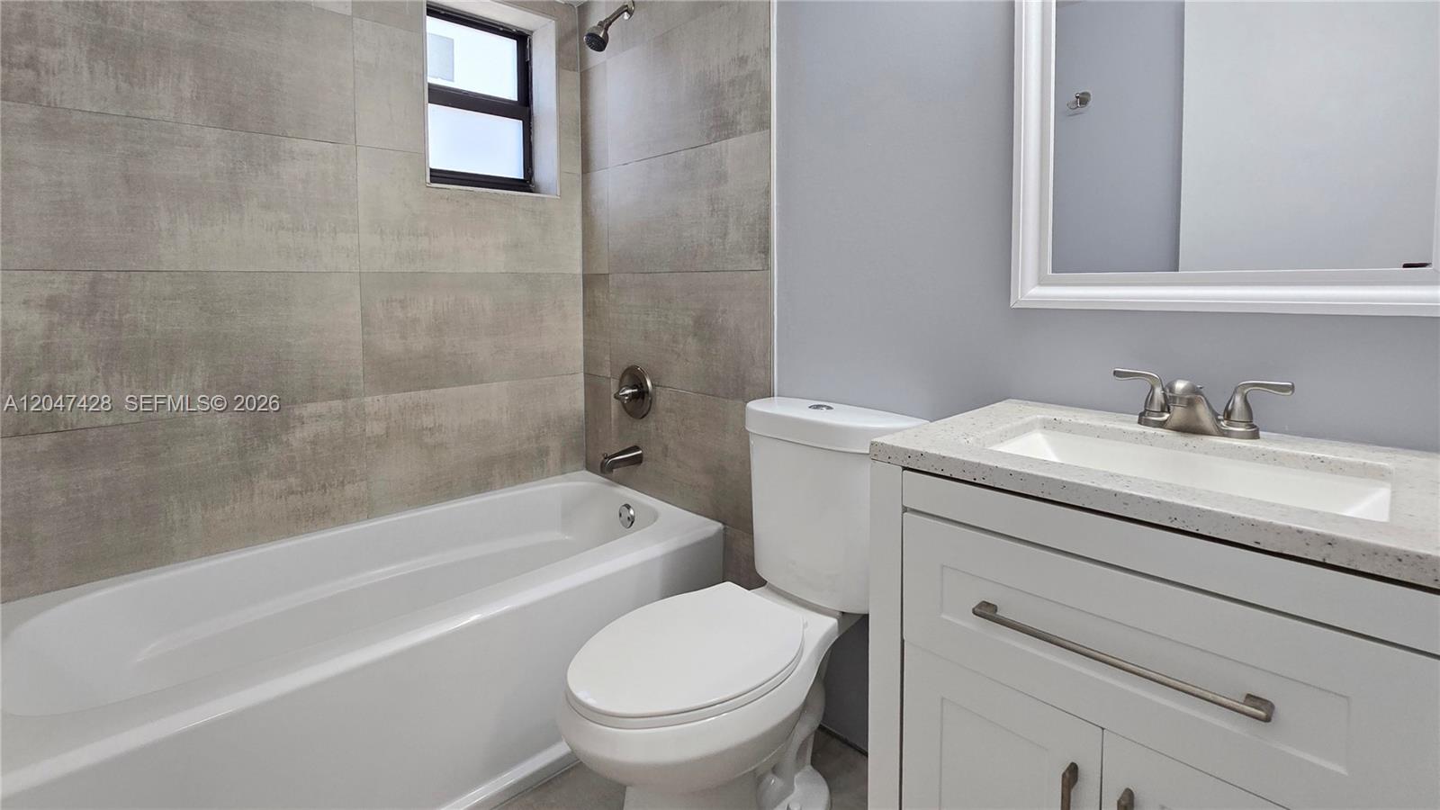 Residential Lease in Hialeah 3