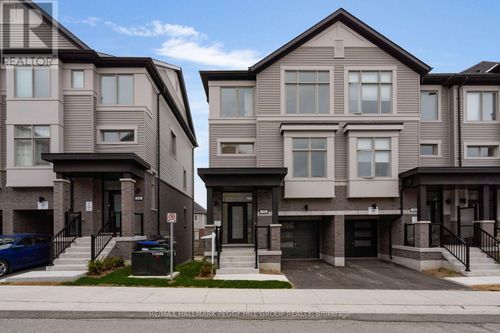 38 Brandon Crescent, New Tecumseth (Tottenham), ON, L0G1W0 | Card Image