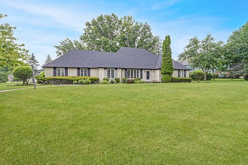 8147 Dorstep Ln, Orland Park, IL, 60462-2995 | Card Image