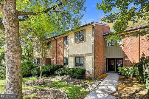 b-706 Cypress Point Cir, MOUNT LAUREL, NJ, 08054-2744 | Card Image