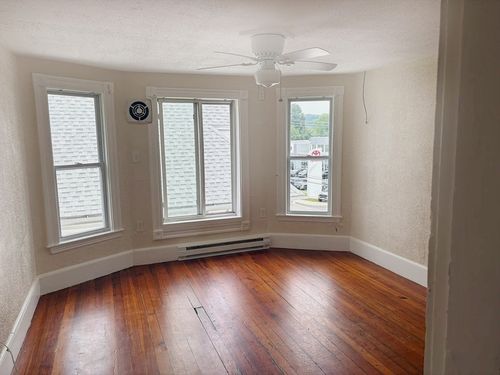 a-633 River St, Haverhill, MA, 01832-5139 | Card Image
