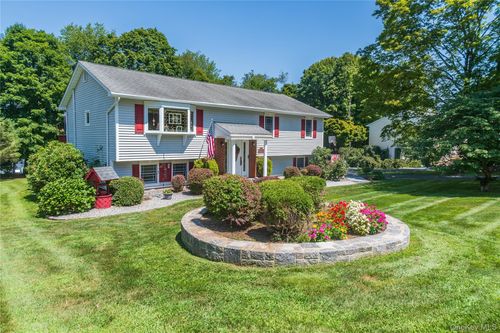 188 Campbell Rd, Yorktown Heights, NY, 10598-1810 | Card Image
