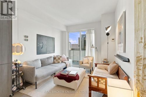 2004-101 Erskine Avenue, Toronto (Mount Pleasant West), ON, M4P0C5 | Card Image