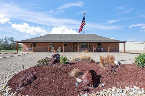 10514 Airpark Loop, Melba, ID, 83641-4292 | Card Image