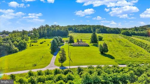 307 Mountain Rd, LEWISBERRY, PA, 17339-8907 | Card Image