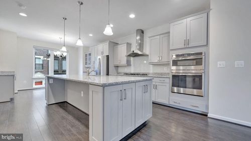 429-513 Riversail Ln, OXON HILL, MD, 20745-3482 | Card Image