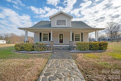 1244 21st St Ne, Hickory, NC, 28601-2962 | Card Image