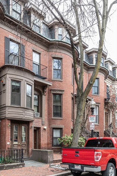 2-214 W Canton St, Boston, MA, 02116 | Card Image