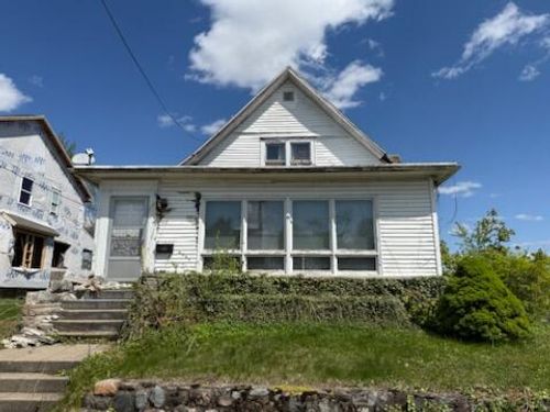 105 Wood Street, Three Rivers, MI, 49093 | Card Image