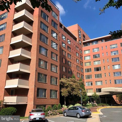 701-1021 Arlington Blvd, ARLINGTON, VA, 22209-2238 | Card Image