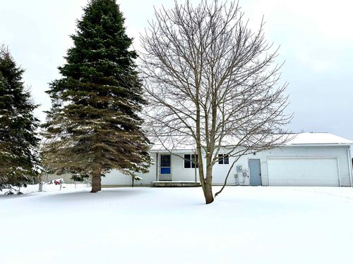 315 Kuhn Dr, Buckley, MI, 49620-5132 | Card Image