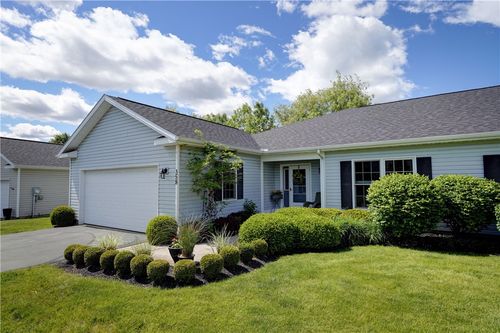358 Walker Dr, Canandaigua, NY, 14424-2376 | Card Image