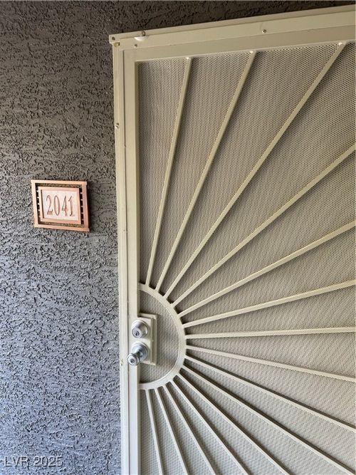 2041-5055 W Hacienda Ave, Las Vegas, NV, 89118-0305 | Card Image