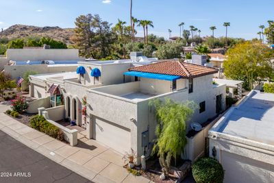 4710 E Winston Drive, Townhouse with 5 bedrooms, 3 bathrooms and null parking in Phoenix AZ | Image 1