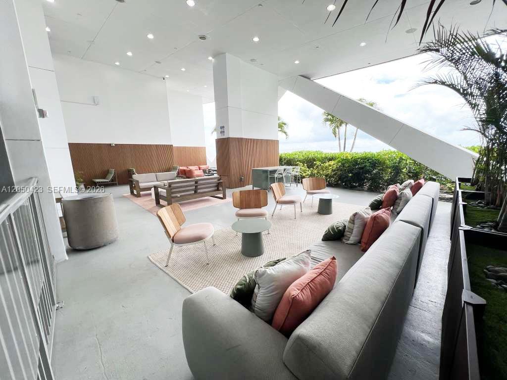 Residential Lease in Miami 5