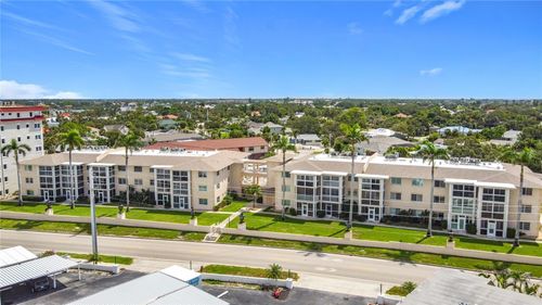 apt-b6-200 The Esplanade N, VENICE, FL, 34285-1560 | Card Image