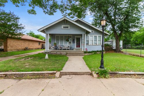1594 W 4th Ave, Corsicana, TX, 75110-4201 | Card Image