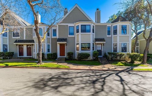 720 Military E, Benicia, CA, 94510-3561 | Card Image