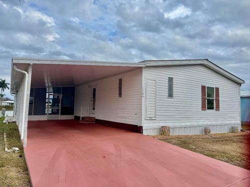 1704 Sw 35th Cir, Okeechobee, FL, 34974-6081 | Card Image