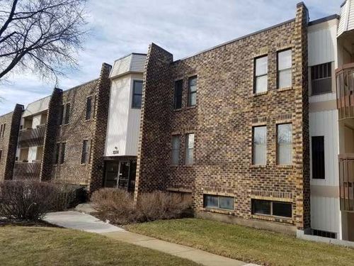 apt-13-2216 Country Club Dr, Woodridge, IL, 60517-3058 | Card Image