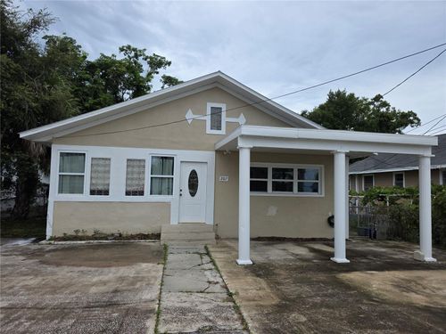207 Hibiscus St, TARPON SPRINGS, FL, 34689-3411 | Card Image