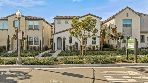 16122 Meadowhouse Ave, Chino, CA, 91708-9462 | Card Image