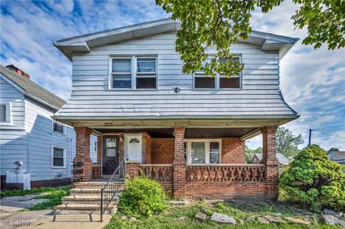 18715 Mohawk Ave, Cleveland, OH, 44119-2106 | Card Image