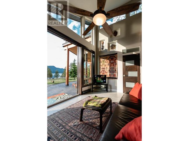 179 Kootenay Lake Rd, House other with 2 bedrooms, 2 bathrooms and 12 parking in Procter BC | Image 31