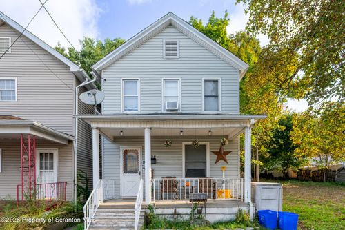 632 E Lackawanna St, Olyphant, PA, 18447-1925 | Card Image