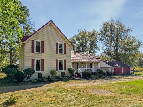 6480 Dryden Rd, Almont, MI, 48003-7917 | Card Image