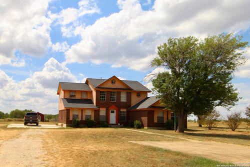 246 Collins Hill Rd, Lytle, TX, 78052-3636 | Card Image