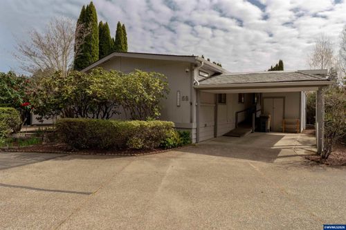 52-33125 Se White Oak #52 St, Corvallis, OR, 97333 | Card Image