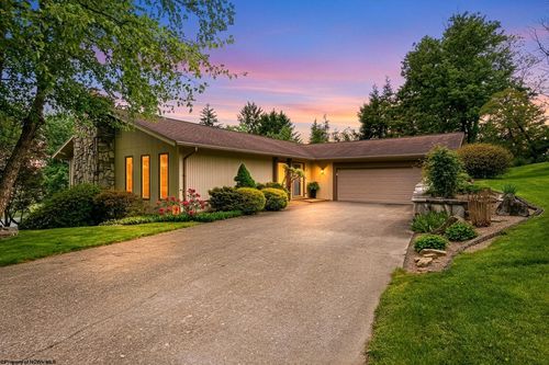 2 Ridge Place, Morgantown, WV, 26505 | Card Image