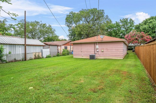 424 S Maxey St, House other with 3 bedrooms, 2 bathrooms and null parking in Sherman TX | Image 21