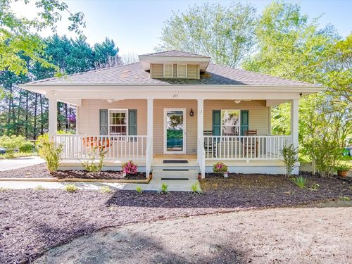 215 6th St, Belmont, NC, 28012-3350 | Card Image