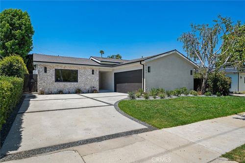 5157 Woodley Ave, Encino, CA, 91436-1455 | Card Image