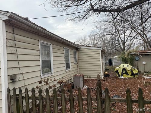 10 B Ln, Herrin, IL, 62948-2516 | Card Image