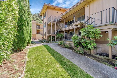 apt-2-7610 Mountain Blvd, Oakland, CA, 94605-3127 | Card Image