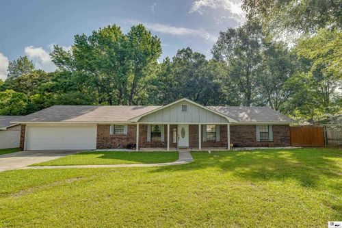 800 Orion Dr, Bastrop, LA, 71220-3442 | Card Image