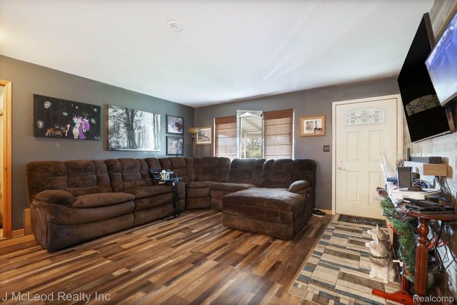 9975 Tuscola Rd, House other with 3 bedrooms, 1 bathrooms and null parking in Clio MI | Image 6