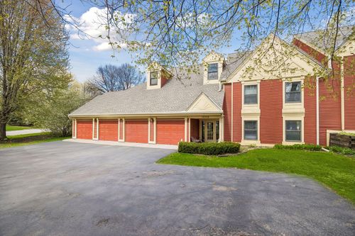 d-15710 26th Ave N, Plymouth, MN, 55447-5631 | Card Image