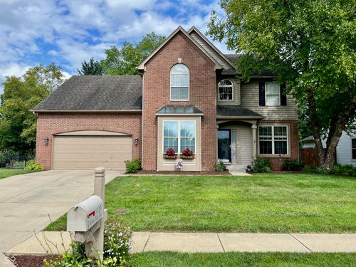 11287 Reflection Point Dr, Fishers, IN, 46037-8721 | Card Image
