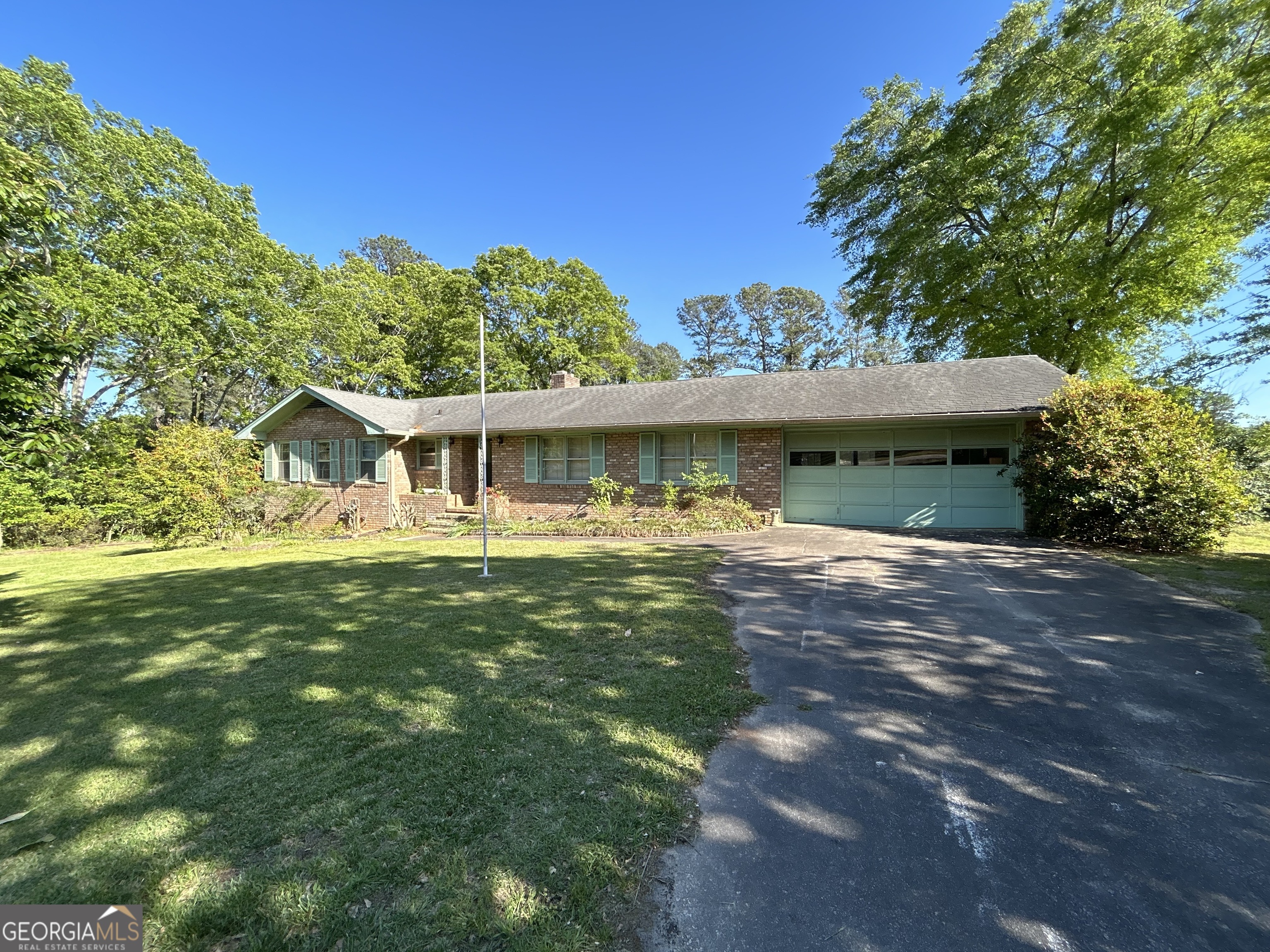 294 Mathews St, Sold in Winder - eXp Realty